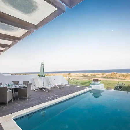Tatil Evi Geraeumige Ferienvilla Mit Atemberaubendem Ausblick